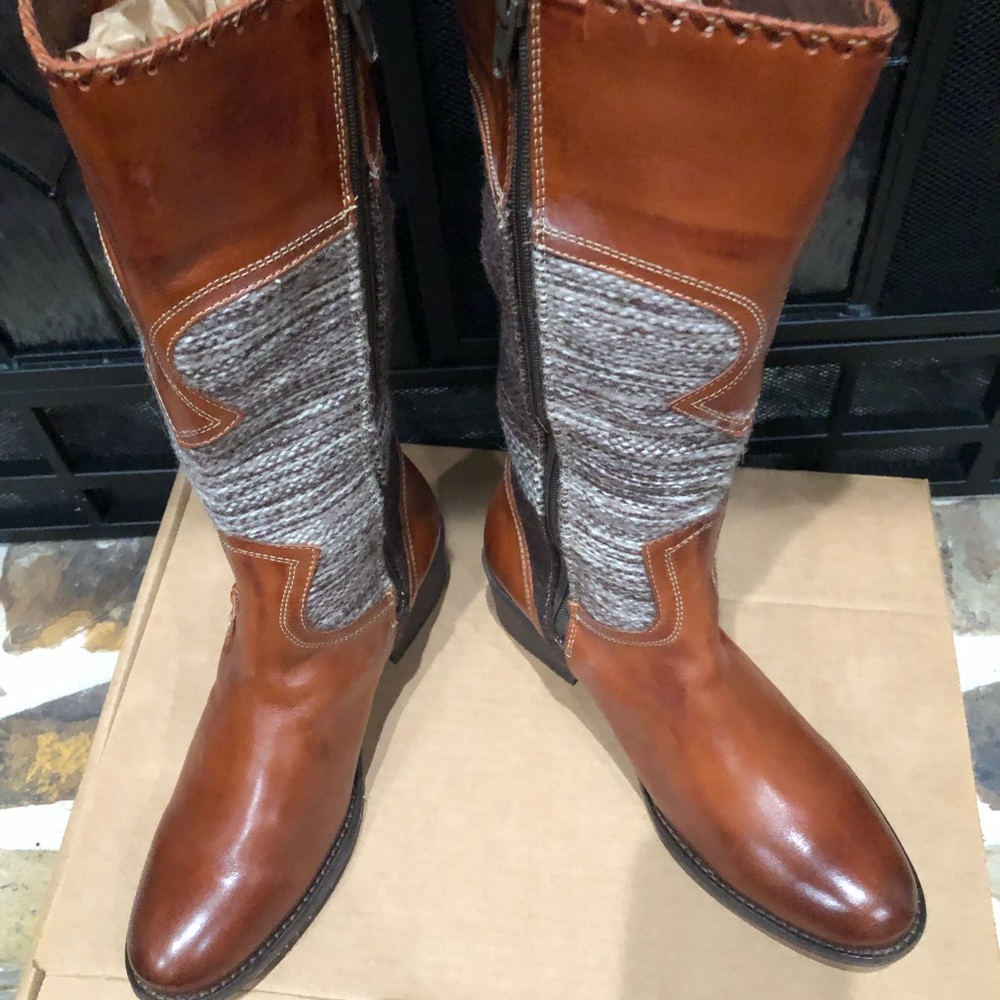 NWT Peruvian leather and Wool Boots size7 - Picture 7 of 8